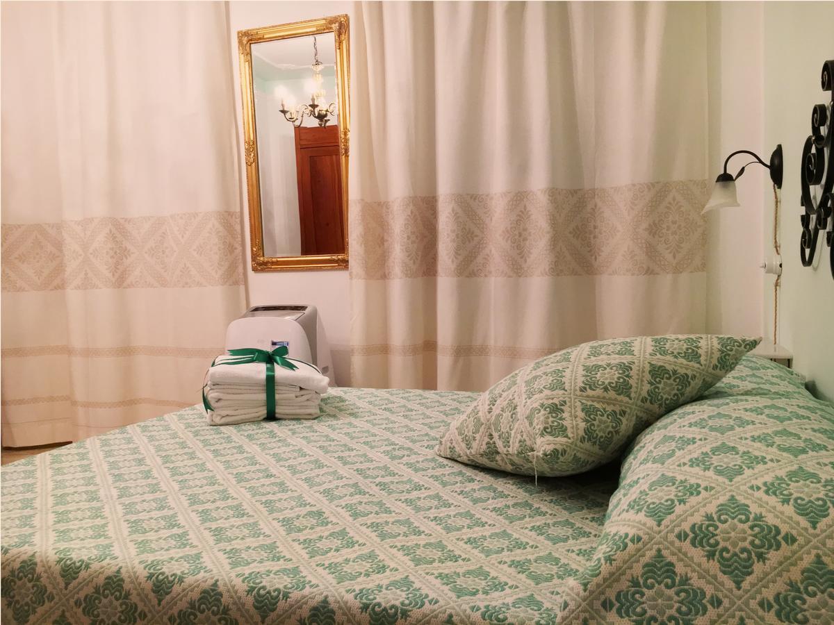 B&B Mariposa Sennori Bagian luar foto