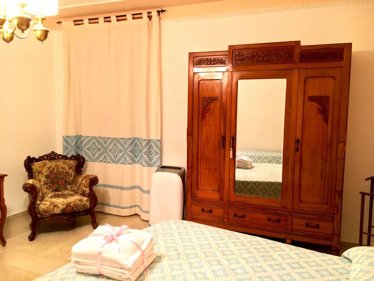 B&B Mariposa Sennori Bagian luar foto