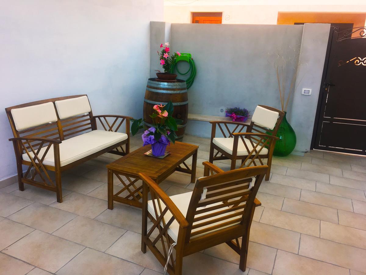 B&B Mariposa Sennori Bagian luar foto